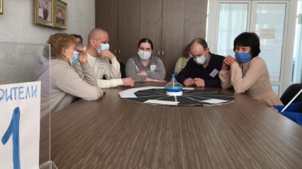 Популярная командная игра впервые прошла в прямом эфире в Архангельской областной библиотеке для слепых.
